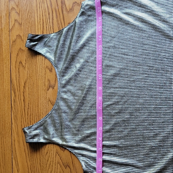 Reversible! 4 ways! - Picture 7 of 14